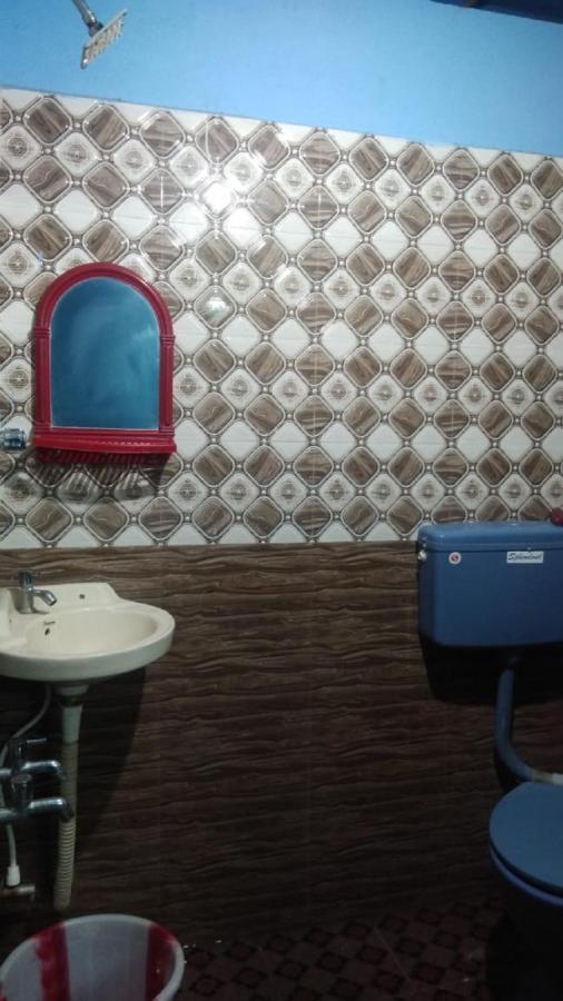 Family Guest House Near Bus-Stand 퐁디셰리 외부 사진